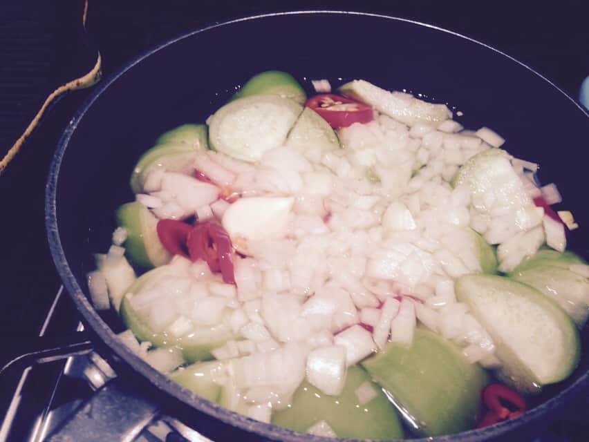 Vegetables for chile verde salsa.